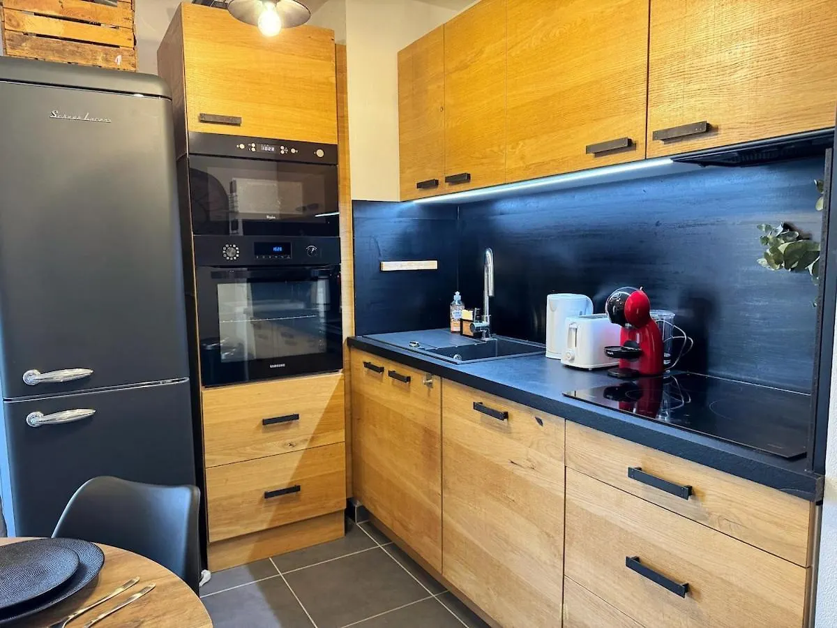 Charming 2-Room Apartment In Lavandou, Terrace, Parking, Air Conditioning Le Lavandou
