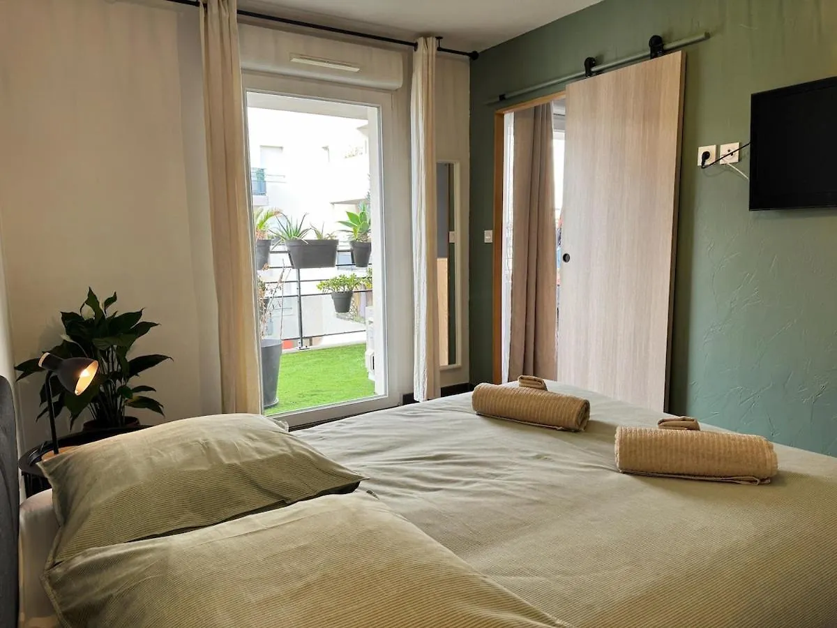 Charming 2-Room Apartment In Lavandou, Terrace, Parking, Air Conditioning Le Lavandou