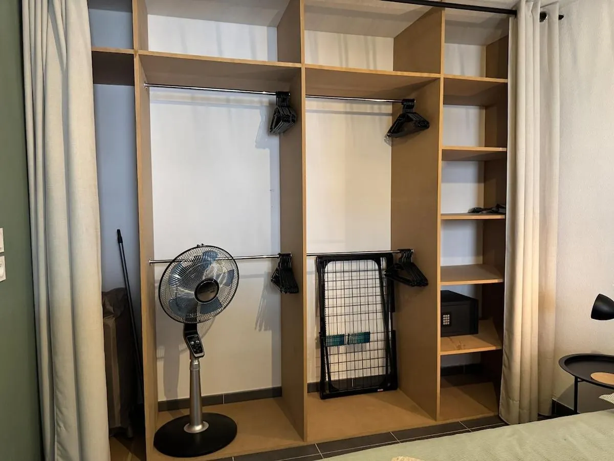 Charming 2-Room Apartment In Lavandou, Terrace, Parking, Air Conditioning لو لا فاندو 0*,