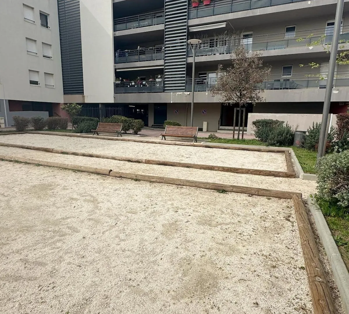 Charming 2-Room Apartment In Lavandou, Terrace, Parking, Air Conditioning لو لا فاندو